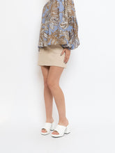 Load image into Gallery viewer, Vintage x Made in Hong Kong x KENNETH COLE Beige Cargo Mini Skirt (S, M)