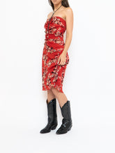 Load image into Gallery viewer, Vintage x Made in Canada x LE CHATEAU Red Floral Tube Dress (M)