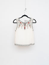Load image into Gallery viewer, ALICE + OLIVIA x Deastock White Silk Beaded Tank (XS)