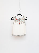Load image into Gallery viewer, ALICE + OLIVIA x Deastock White Silk Beaded Tank (XS)