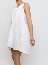 Load image into Gallery viewer, Vintage x White Flowy Semi-sheer Dress (XS-M)