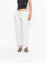 Load image into Gallery viewer, Vintage x BURBERRY Low-rise Cargo Pant (S, M)