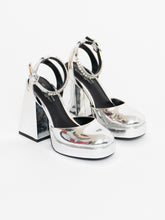 Load image into Gallery viewer, Modern x SPRING Silver Platform Rhinestone Heels (5.5, 6)