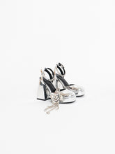 Load image into Gallery viewer, Modern x SPRING Silver Platform Rhinestone Heels (5.5, 6)