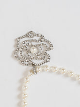 Load image into Gallery viewer, Pearl Silver Rose Necklace