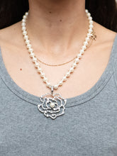 Load image into Gallery viewer, Pearl Silver Rose Necklace