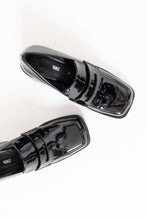 Load image into Gallery viewer, ZARA x Patent Black Heeled Loafers (6.5)