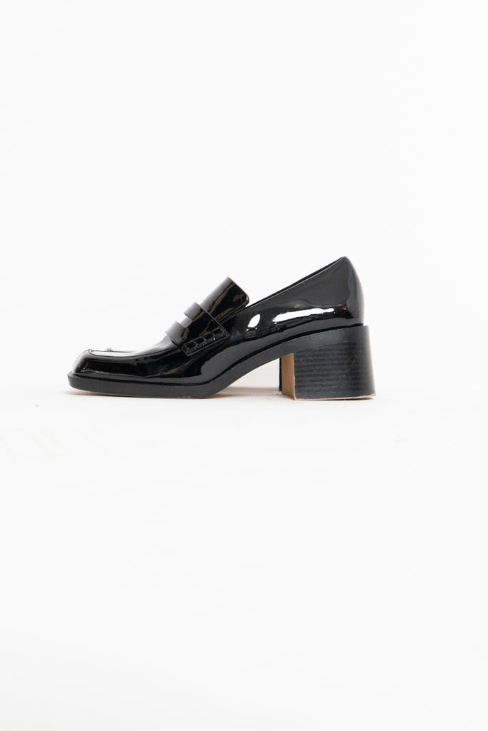 ZARA x Patent Black Heeled Loafers (6.5)