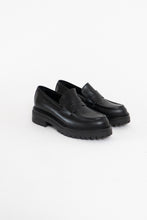 Load image into Gallery viewer, GRAVITY POPE x DON DIEGO Made in Italy Black Heeled Loafers (8, 8.5)
