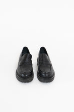 Load image into Gallery viewer, GRAVITY POPE x DON DIEGO Made in Italy Black Heeled Loafers (8, 8.5)