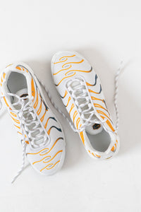 NIKE x Airmax Plus GS White Kumquat Marina (6.5Y, 8W)
