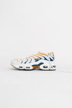 Load image into Gallery viewer, NIKE x Airmax Plus GS White Kumquat Marina (6.5Y, 8W)