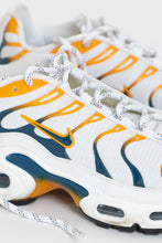 Load image into Gallery viewer, NIKE x Airmax Plus GS White Kumquat Marina (6.5Y, 8W)