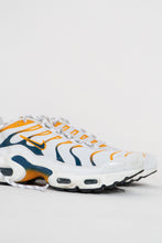 Load image into Gallery viewer, NIKE x Airmax Plus GS White Kumquat Marina (6.5Y, 8W)