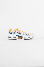 Load image into Gallery viewer, NIKE x Airmax Plus GS White Kumquat Marina (6.5Y, 8W)