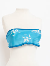 Load image into Gallery viewer, Vintage x LIZ CARBONE Blue Patterned Silk Scarf