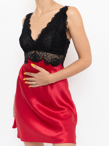 Vintage x Black & Red Silk & Lace Slip Dress (S, M)