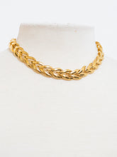 Load image into Gallery viewer, Vintage x Gold Arrow Chunky Choker Necklace