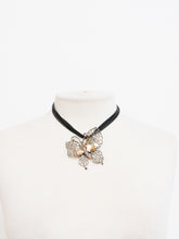 Load image into Gallery viewer, Vintage x Butterfly Rhinestone Choker