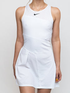NIKE  x Dri Fit ADV Dress (M)