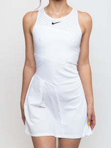NIKE  x Dri Fit ADV Dress (M)