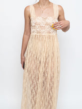 Load image into Gallery viewer, Vintage x Pale Yellow Floral Lace Dress (M, L)