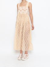 Load image into Gallery viewer, Vintage x Pale Yellow Floral Lace Dress (M, L)
