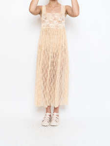Vintage x Pale Yellow Floral Lace Dress (M, L)