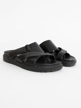 Load image into Gallery viewer, Vintage x ALDO Leather Criss-Cross Sandals (7, 7.5)