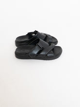 Load image into Gallery viewer, Vintage x ALDO Leather Criss-Cross Sandals (7, 7.5)