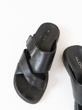 Load image into Gallery viewer, Vintage x ALDO Leather Criss-Cross Sandals (7, 7.5)