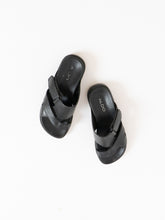 Load image into Gallery viewer, Vintage x ALDO Leather Criss-Cross Sandals (7, 7.5)