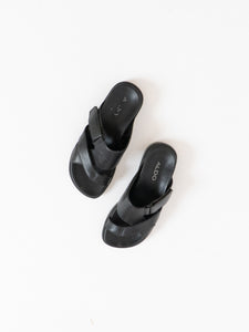 Vintage x ALDO Leather Criss-Cross Sandals (7, 7.5)