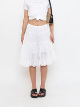 Load image into Gallery viewer, Vintage x White Pleated Midi Skirt (XS-M)