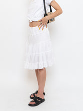 Load image into Gallery viewer, Vintage x White Pleated Midi Skirt (XS-M)