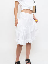 Load image into Gallery viewer, Vintage x White Pleated Midi Skirt (XS-M)