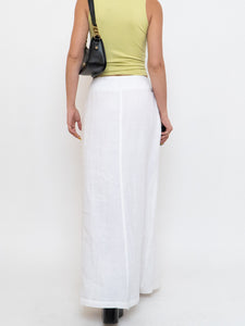 Vintage x Made in Canada x White Soft Linen Maxi Skirt (S, M)