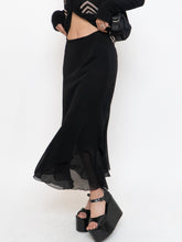Load image into Gallery viewer, Vintage x Black Silk-Feel Flowy Skirt (XS-M)