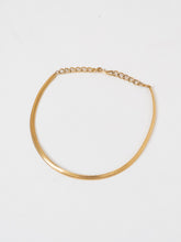 Load image into Gallery viewer, Vintage Gold Plated Chain Choker Necklace