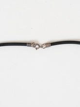 Load image into Gallery viewer, Vintage x Black Irridescent Blue Gem Choker