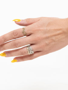 Vintage x 10K GOLD Textured Triangle Ring