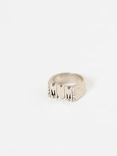 Load image into Gallery viewer, Vintage x 925 SILVER &#39;Mom&#39; Ring