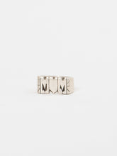 Load image into Gallery viewer, Vintage x 925 SILVER &#39;Mom&#39; Ring