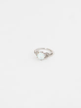 Load image into Gallery viewer, Irridescent Pearl x 925 SILVER Ring