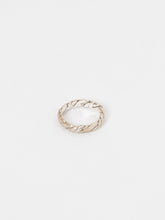 Load image into Gallery viewer, Vintage x 925 Silver Knot Ring