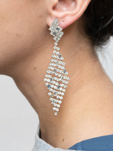 Load image into Gallery viewer, Vintage x Silver Rhinestone Diamond Drop Earrings