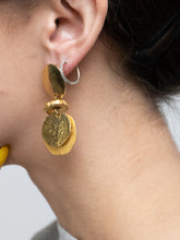 Load image into Gallery viewer, Vintage x Gold Circle Drop Earrings