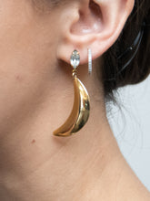 Load image into Gallery viewer, Vintage x Gold Plated Moon Rhinestone Earring
