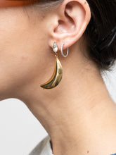 Load image into Gallery viewer, Vintage x Gold Plated Moon Rhinestone Earring