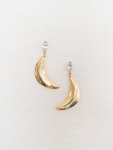 Load image into Gallery viewer, Vintage x Gold Plated Moon Rhinestone Earring
